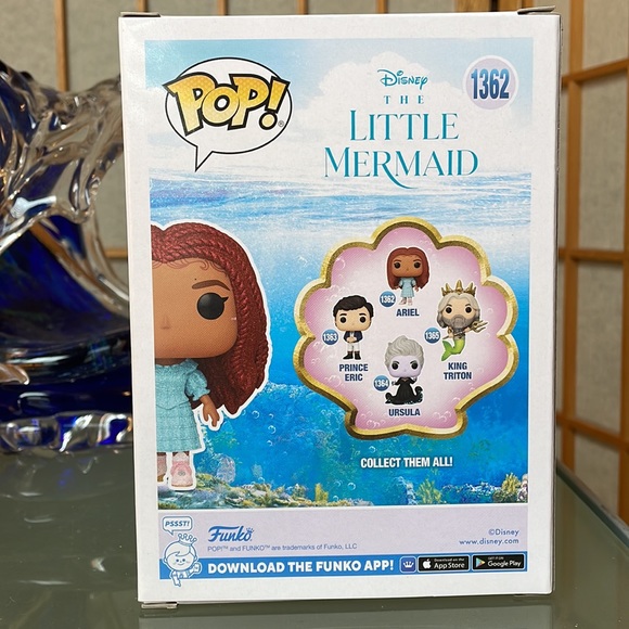 The Little Mermaid 2023 Ariel Funko Pop! Diamond Exclusive 1362 & Ursula 1364 - Picture 10 of 13